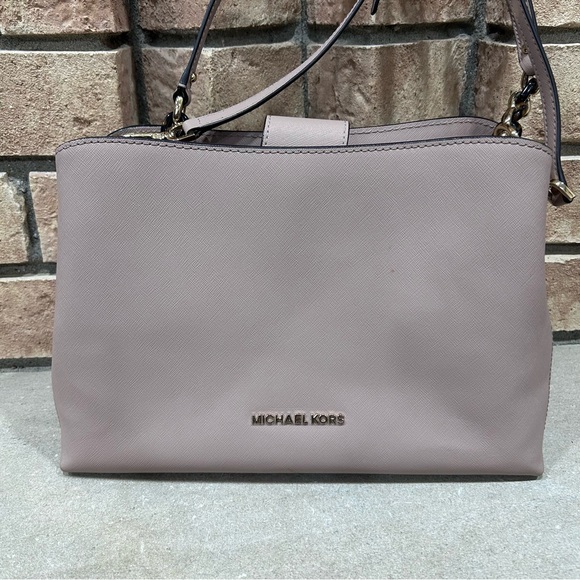 sold!! - Picture 4 of 8